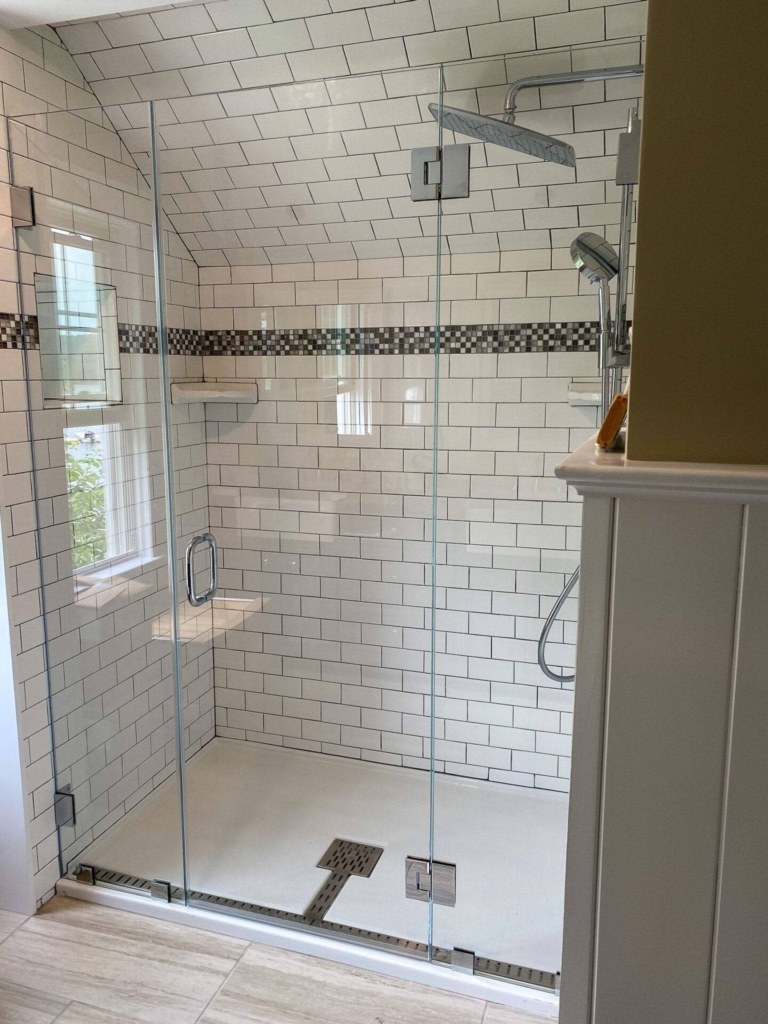 Best Reasons to Choose Custom Shower Doors for Your Home