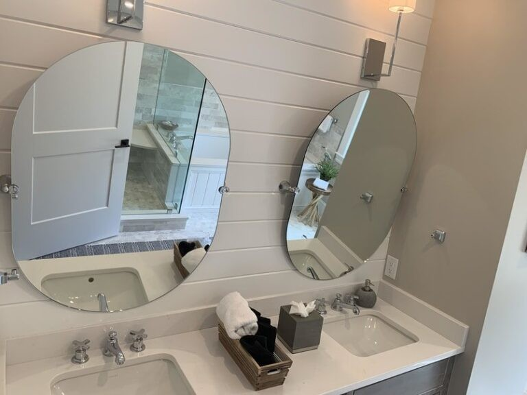 Custom Mirror Installation for Bathrooms, Bedrooms, and Beyond